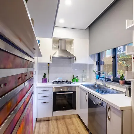 Flat With Rainbow Themed Interior In Goztepe *