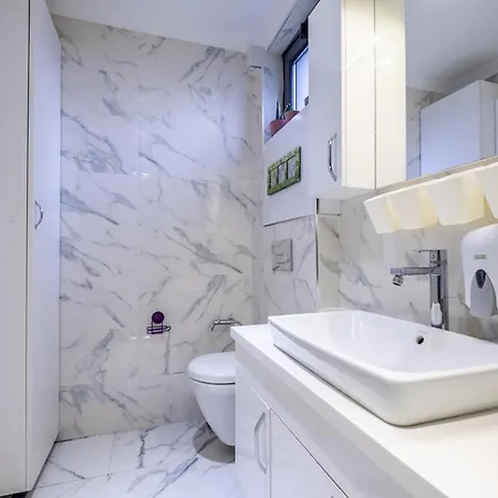 Flat With Rainbow Themed Interior In Goztepe